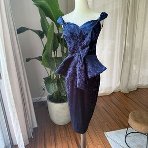 The 8th Sign Off-Shoulder Crushed Velvet Peplum Dress – UK Size 8 (US 4/Small)